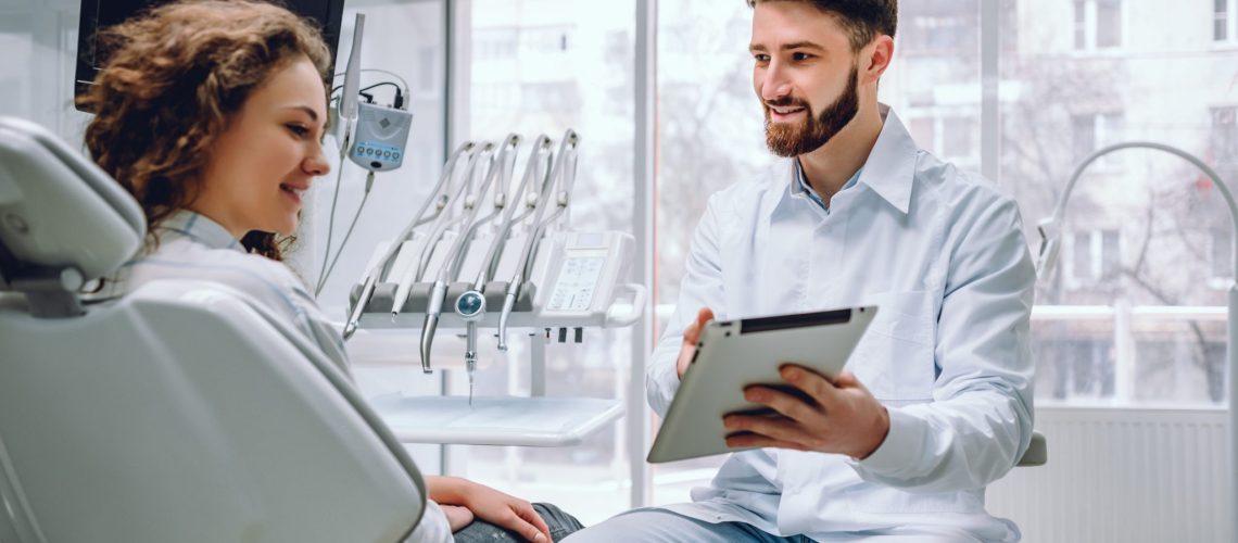 When Should a Person Switch Dentists?