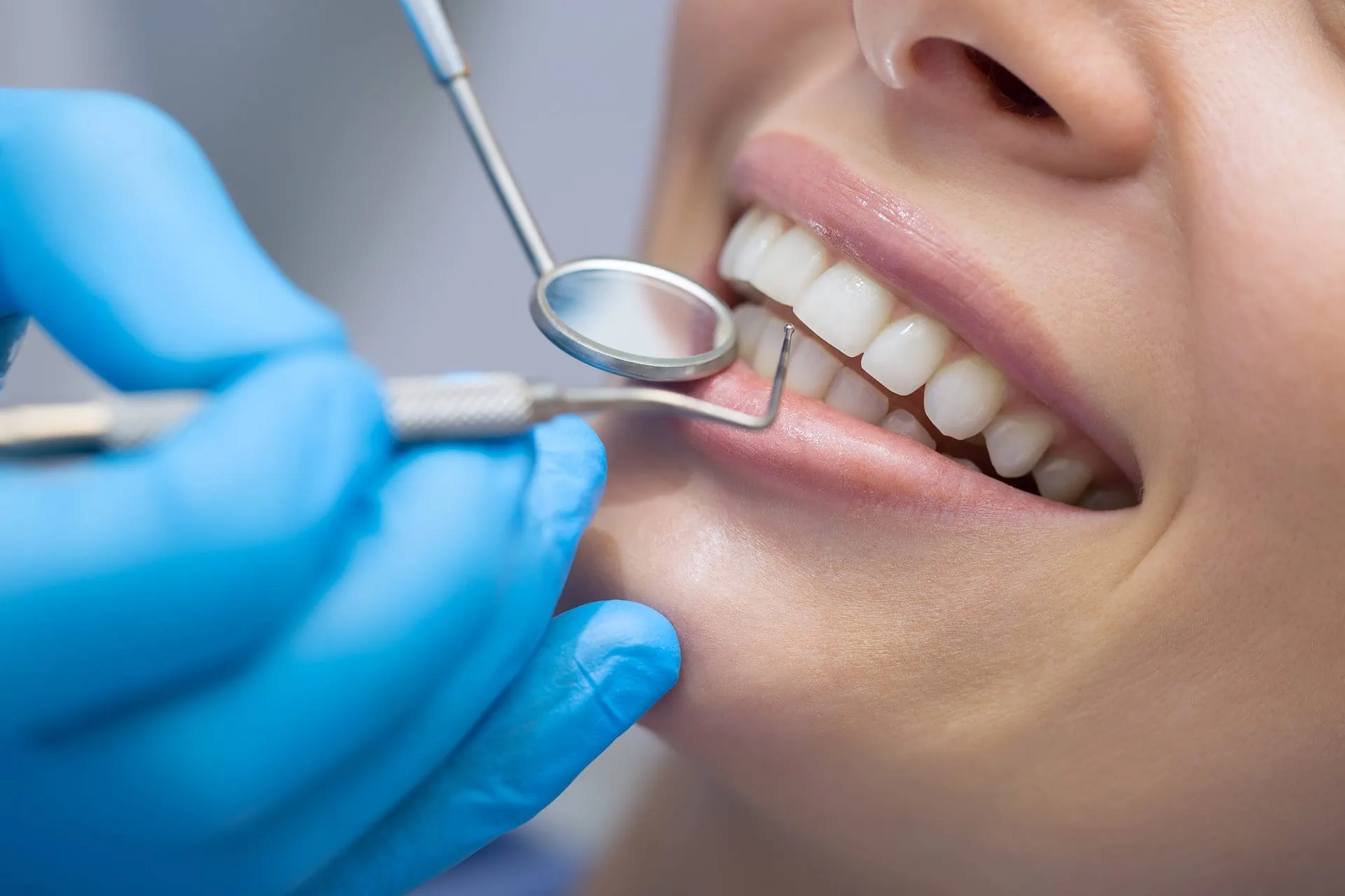 Can Chewing Gum Help Prevent Oral Cancer?